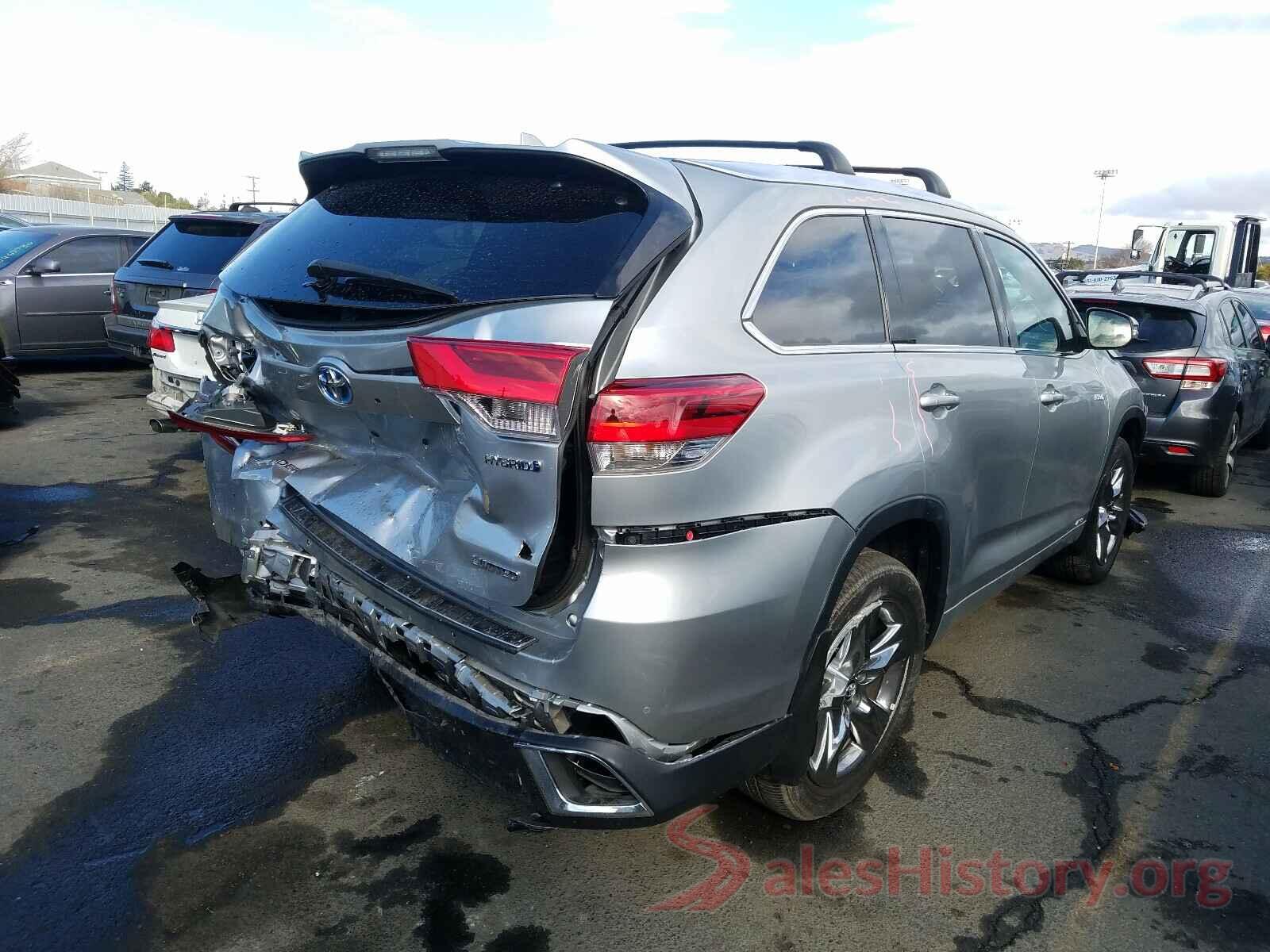 5TDDGRFH0JS050717 2018 TOYOTA HIGHLANDER