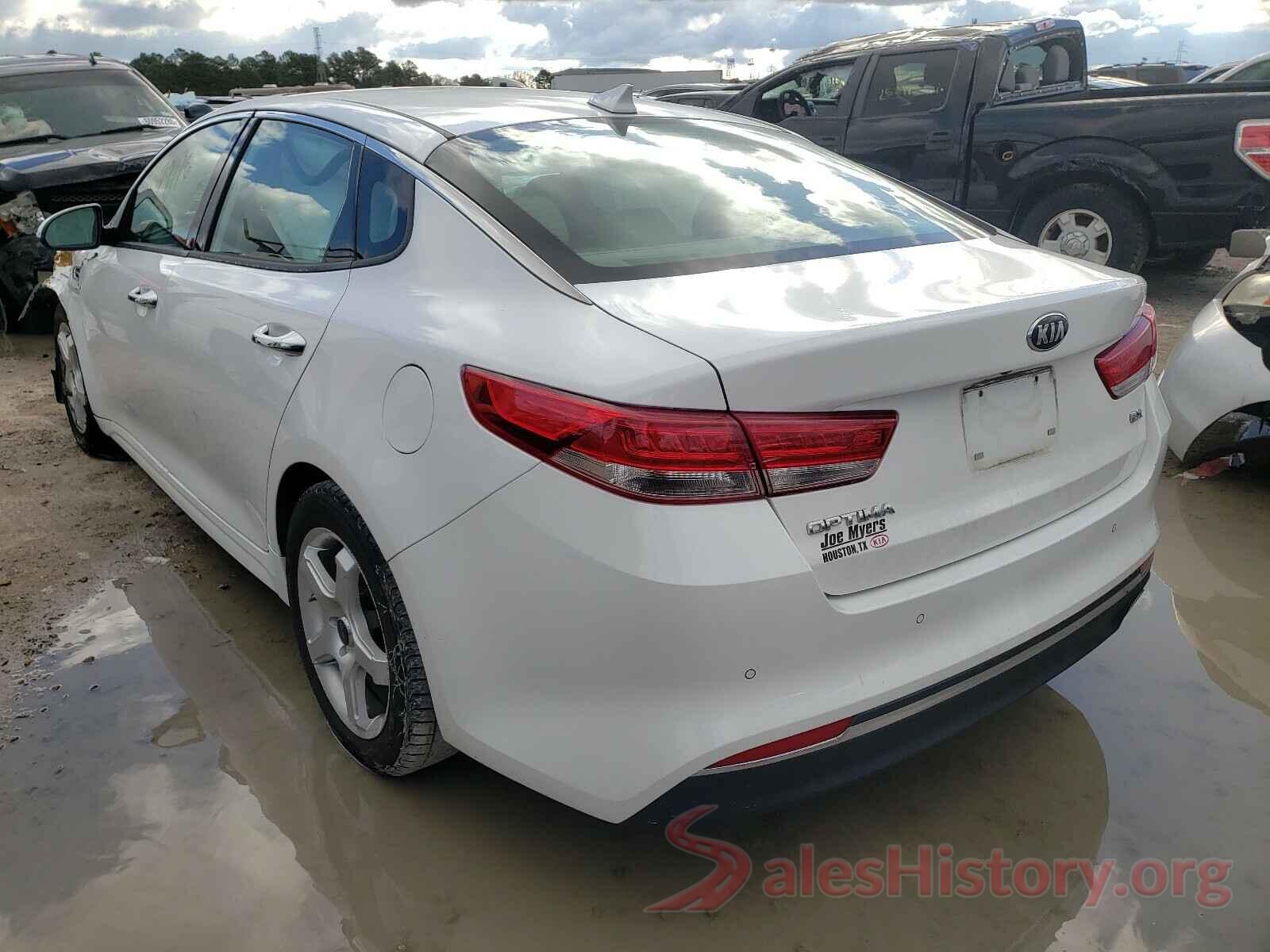 5XXGU4L3XJG245825 2018 KIA OPTIMA