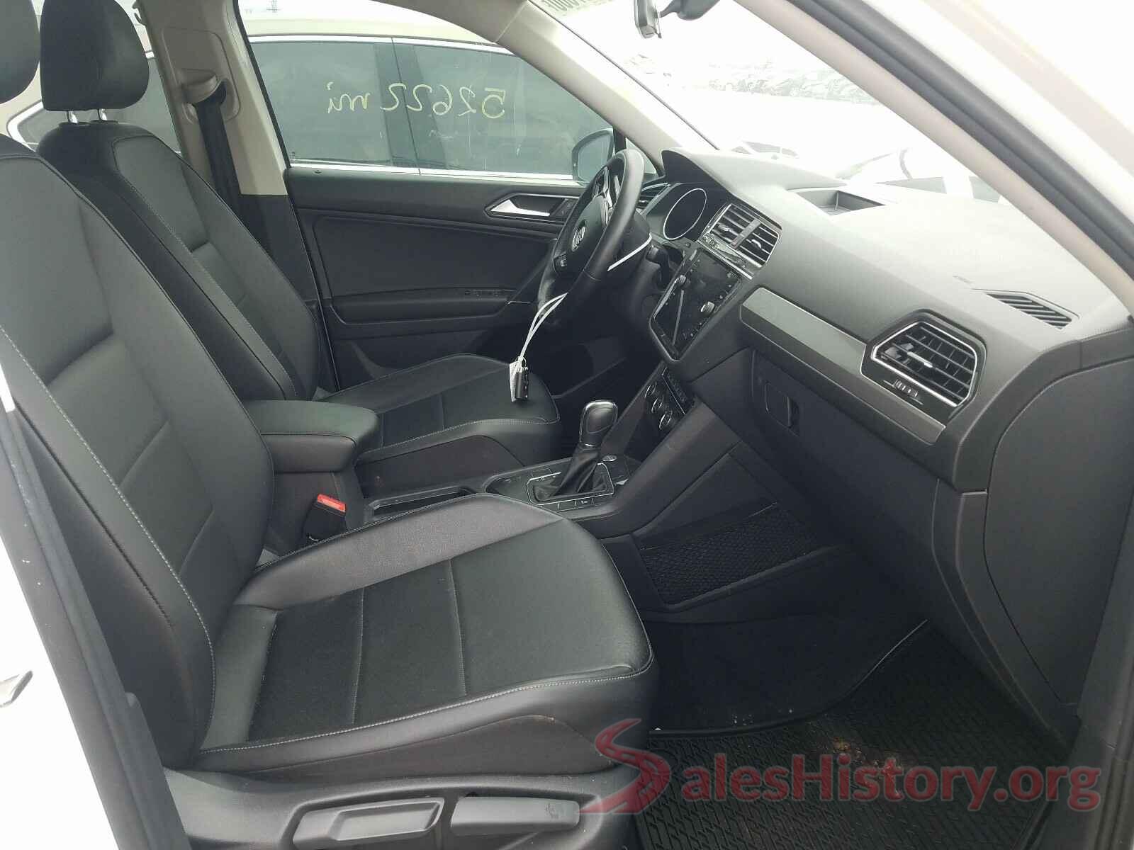 3VV3B7AXXJM068401 2018 VOLKSWAGEN TIGUAN