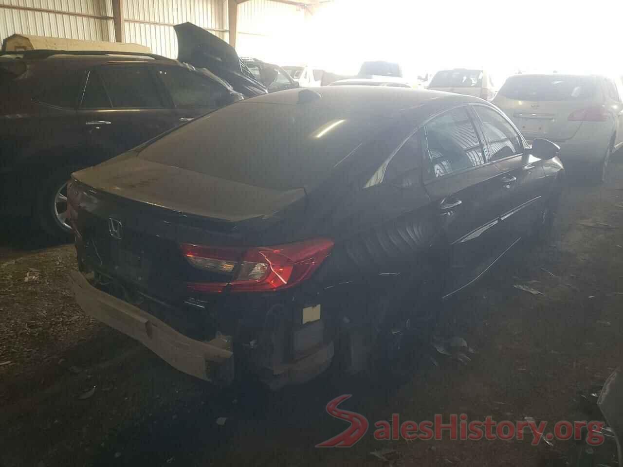 1HGCV2F92JA018433 2018 HONDA ACCORD