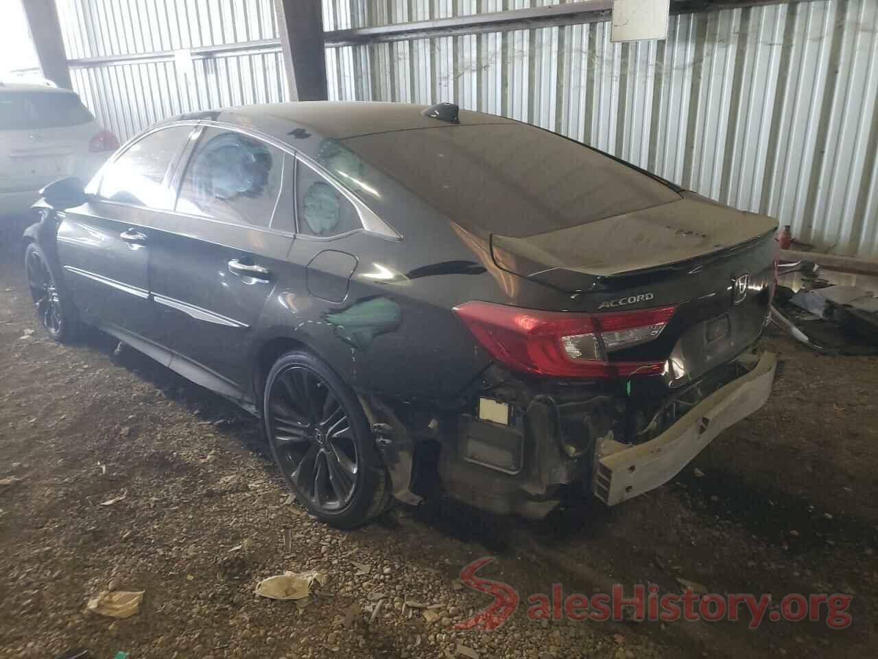 1HGCV2F92JA018433 2018 HONDA ACCORD