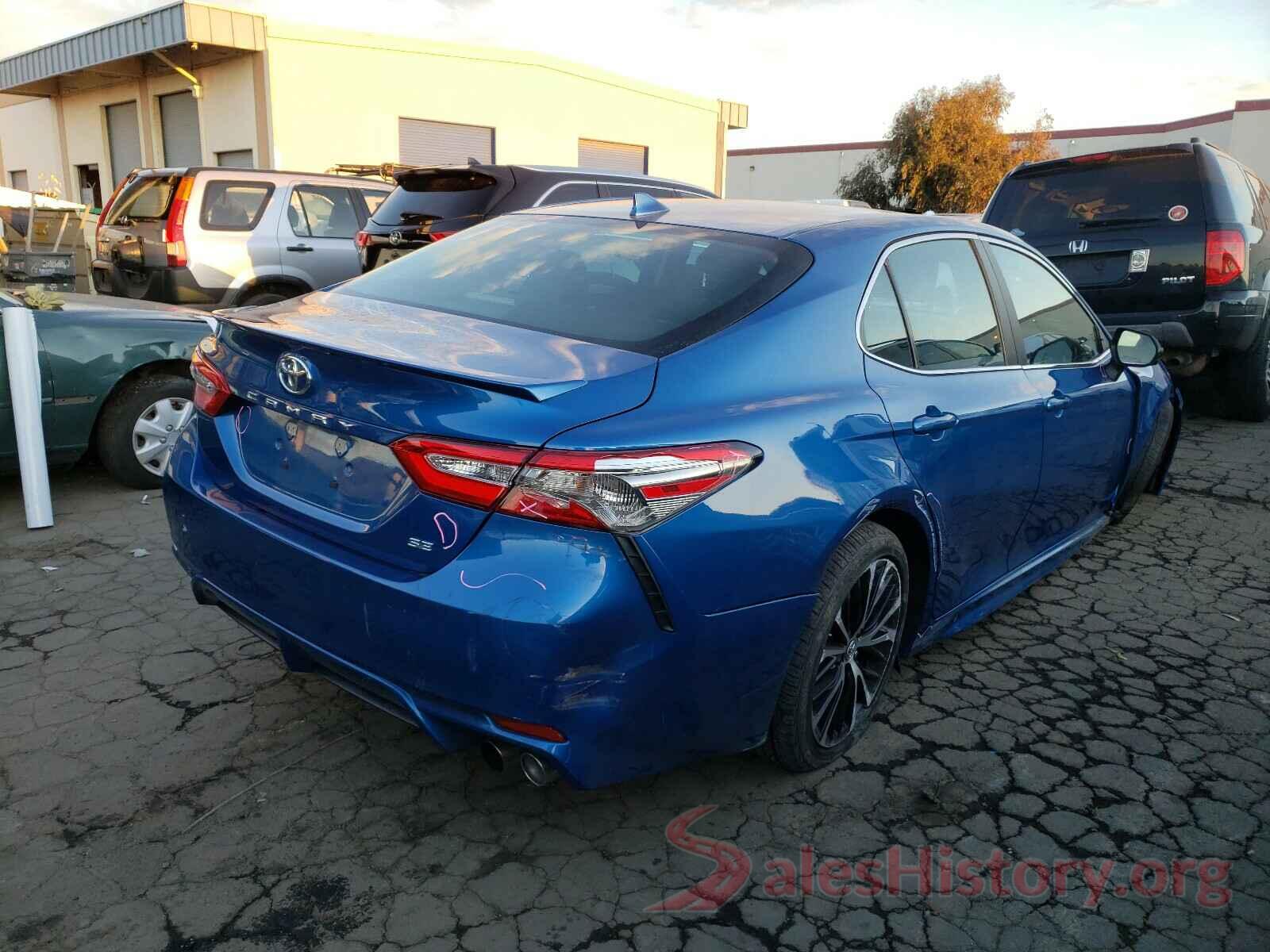 4T1B11HK3KU280408 2019 TOYOTA CAMRY