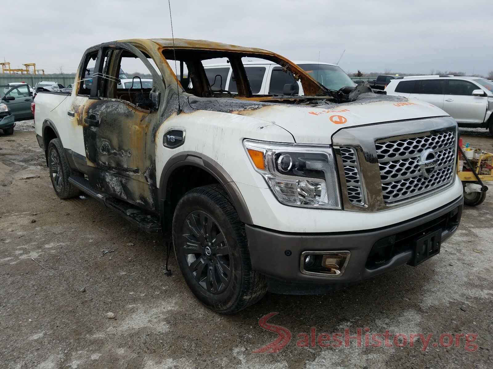 1N6AA1E56HN568244 2017 NISSAN TITAN