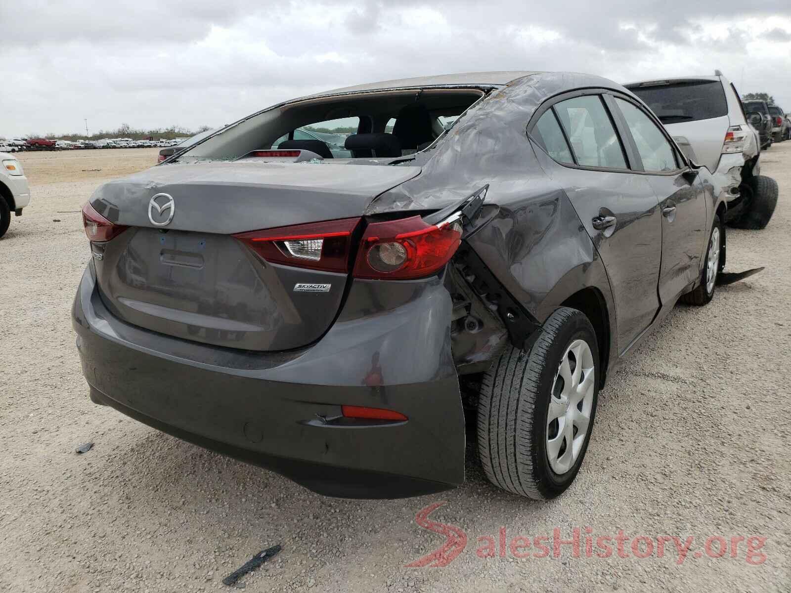 3MZBN1U70JM211623 2018 MAZDA 3