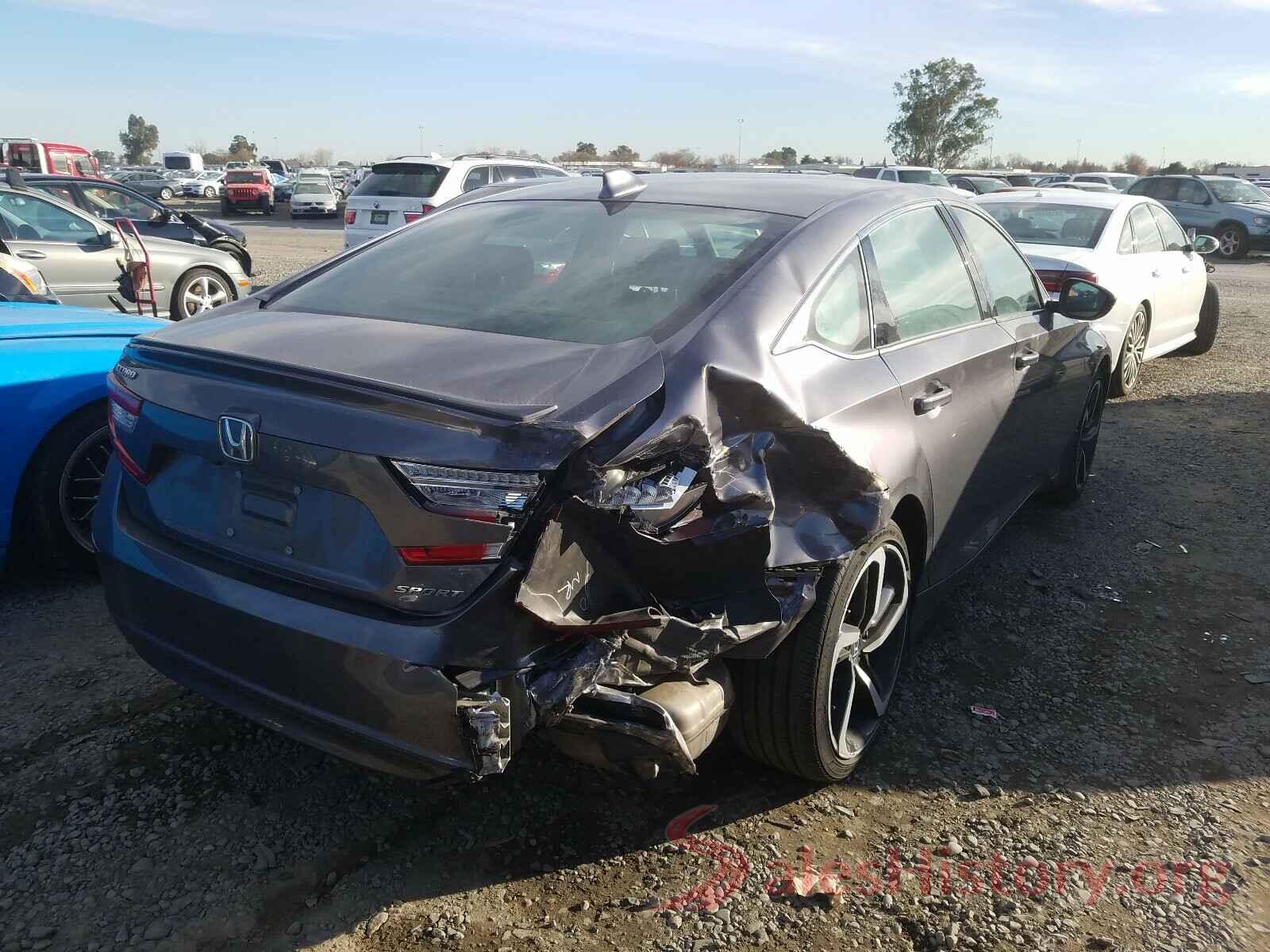 1HGCV1F33JA249511 2018 HONDA ACCORD