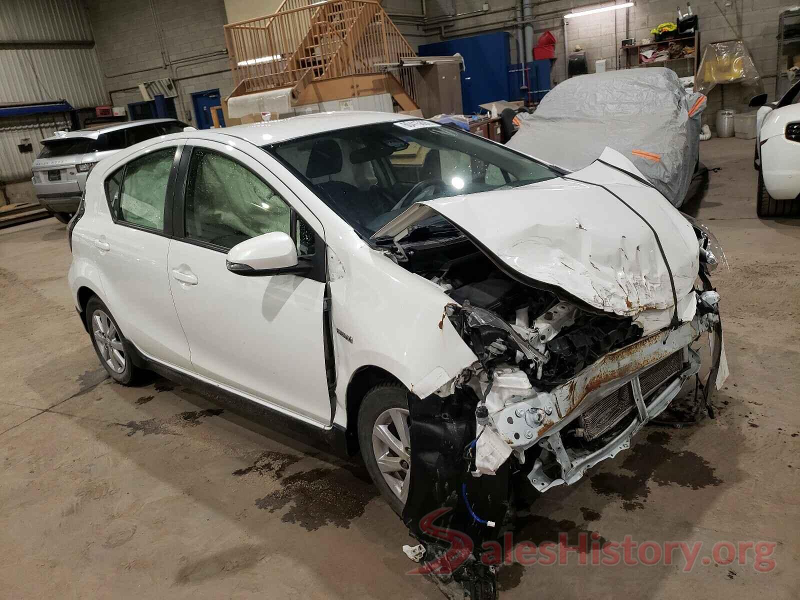 JTDKDTB34H1597195 2017 TOYOTA PRIUS