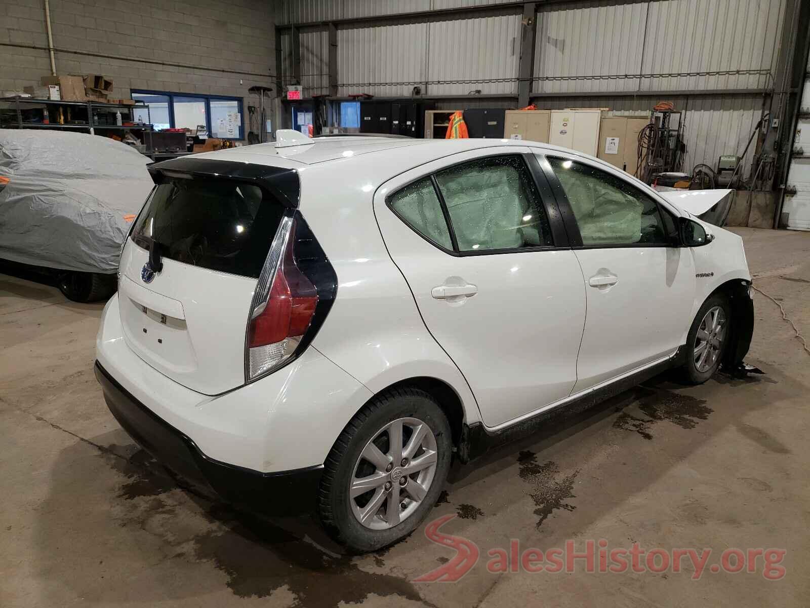 JTDKDTB34H1597195 2017 TOYOTA PRIUS