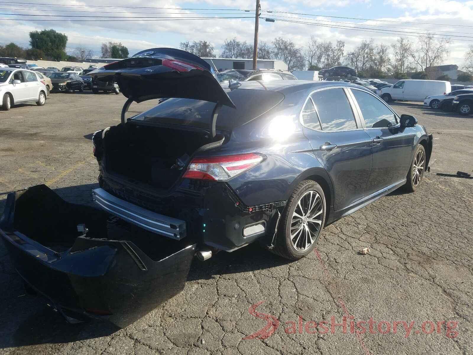 4T1G11AK7LU967781 2020 TOYOTA CAMRY