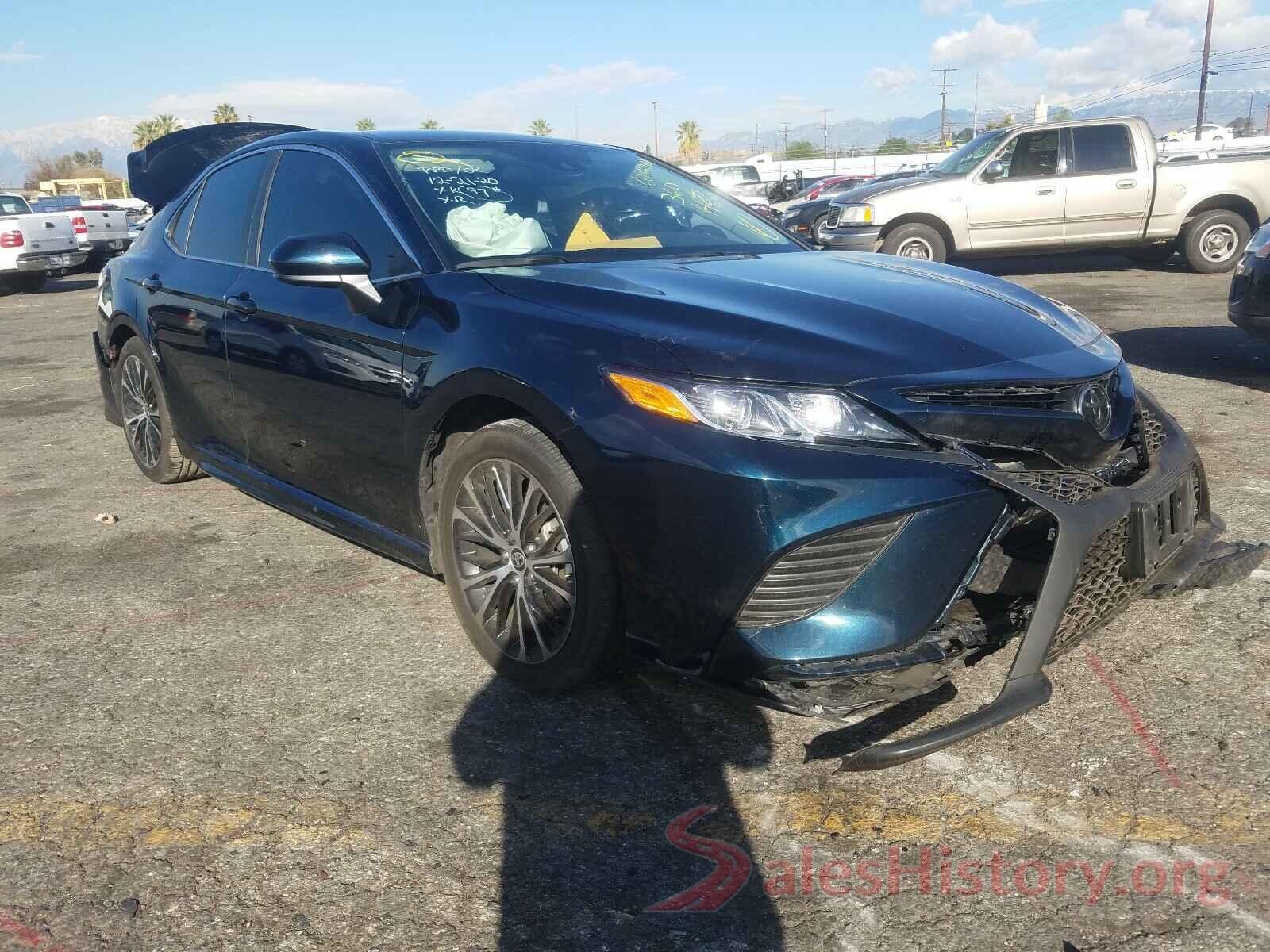 4T1G11AK7LU967781 2020 TOYOTA CAMRY