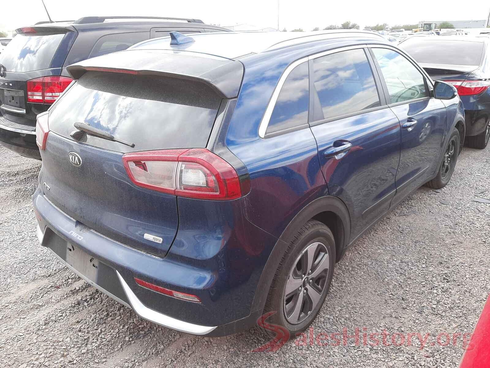 KNDCC3LC7H5042904 2017 KIA NIRO