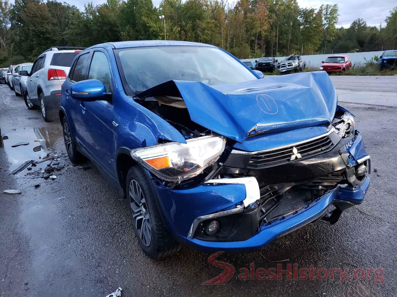 JA4AP3AU8HZ028052 2017 MITSUBISHI OUTLANDER