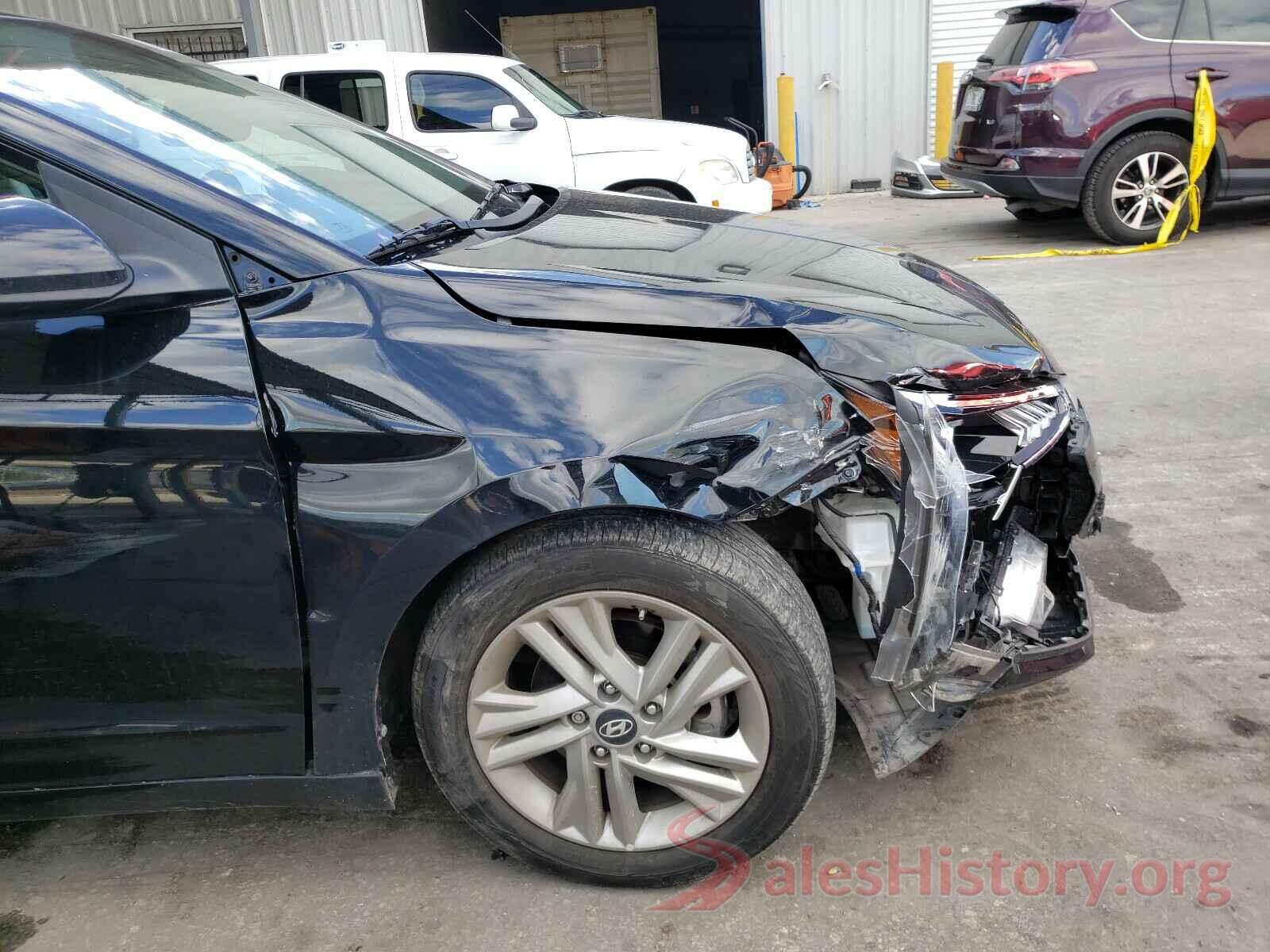 5NPD84LF4KH413272 2019 HYUNDAI ELANTRA