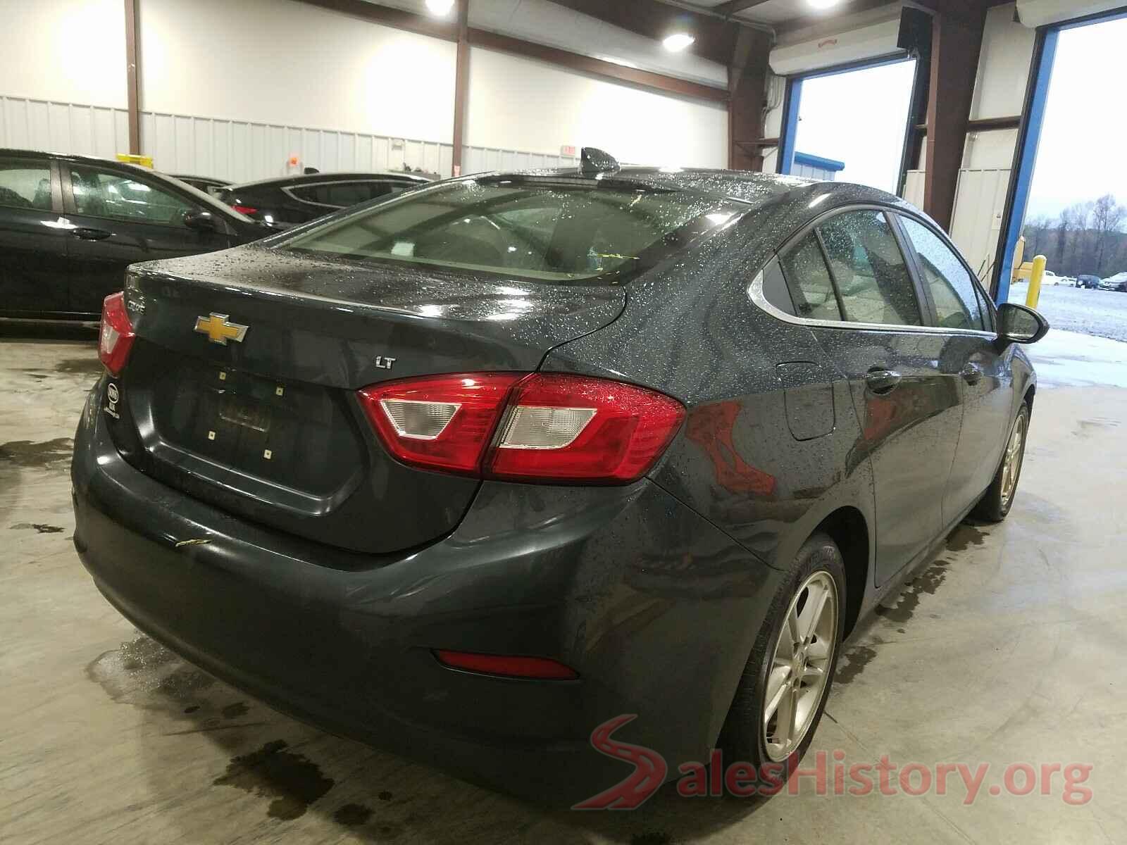 1G1BE5SM8J7223640 2018 CHEVROLET CRUZE