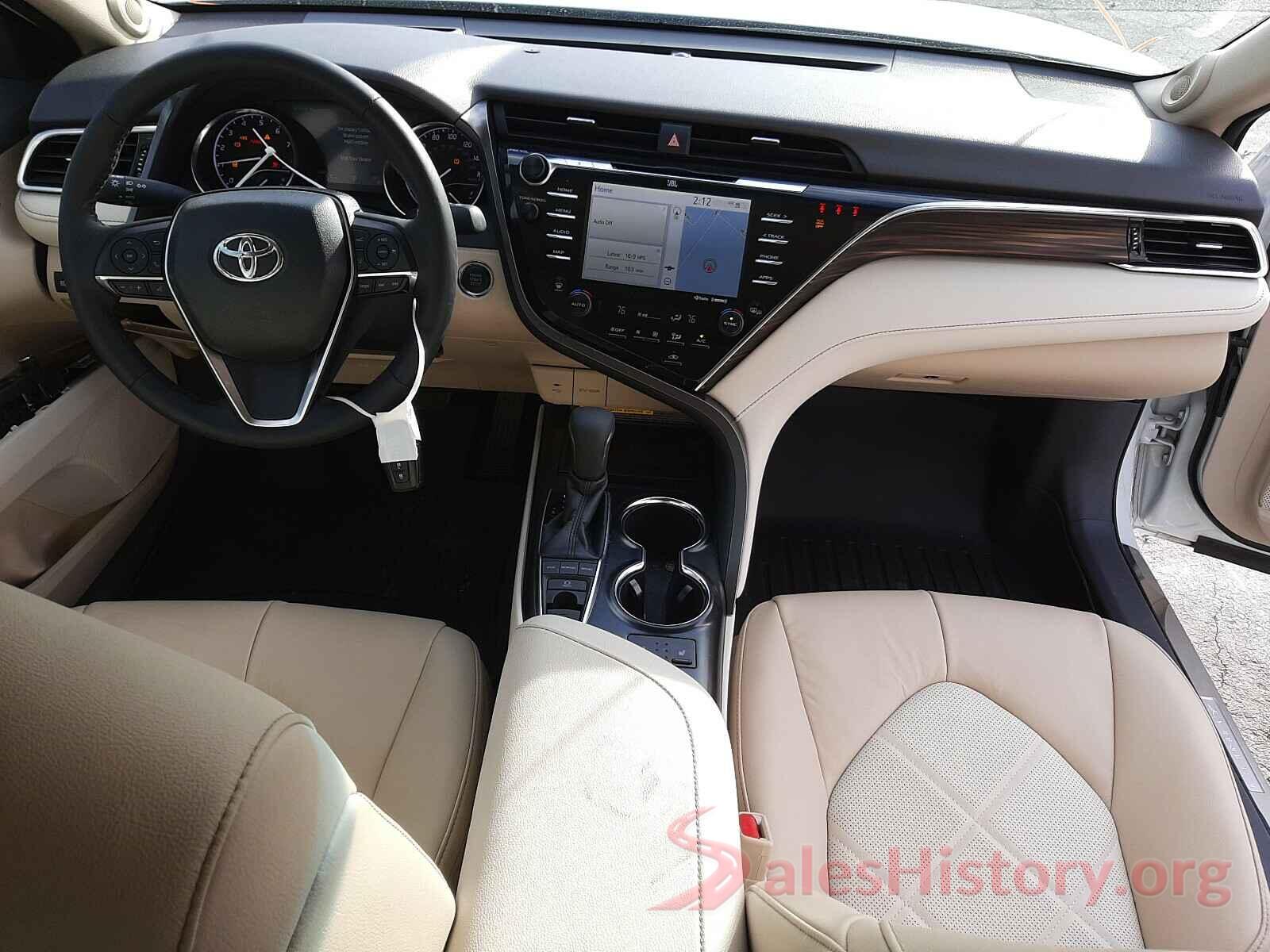 4T1BZ1HK8JU006015 2018 TOYOTA CAMRY