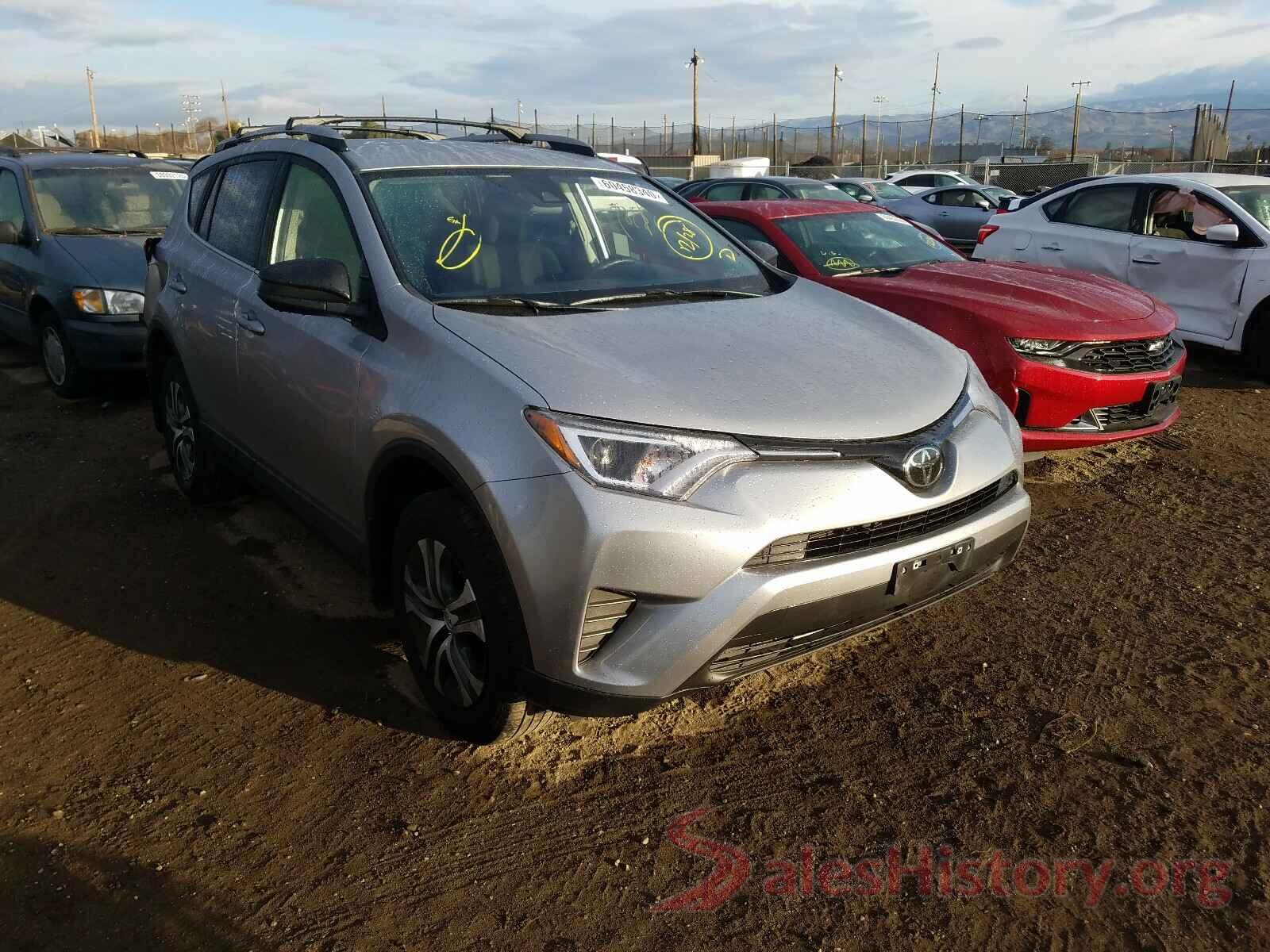 JTMBFREV8JJ210146 2018 TOYOTA RAV4