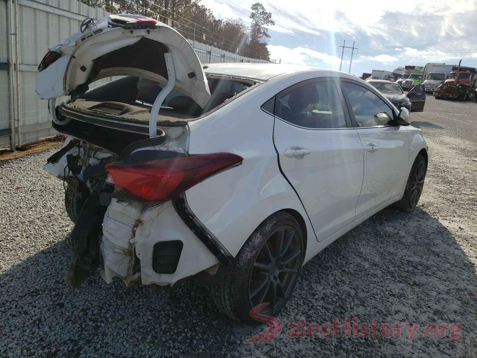 5NPDH4AE4GH767097 2016 HYUNDAI ELANTRA