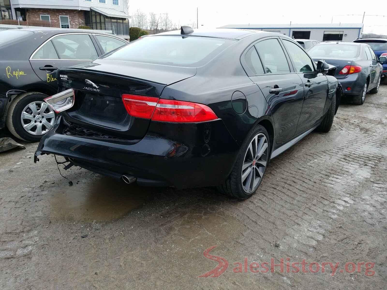 SAJAL4FX5JCP21035 2018 JAGUAR XE