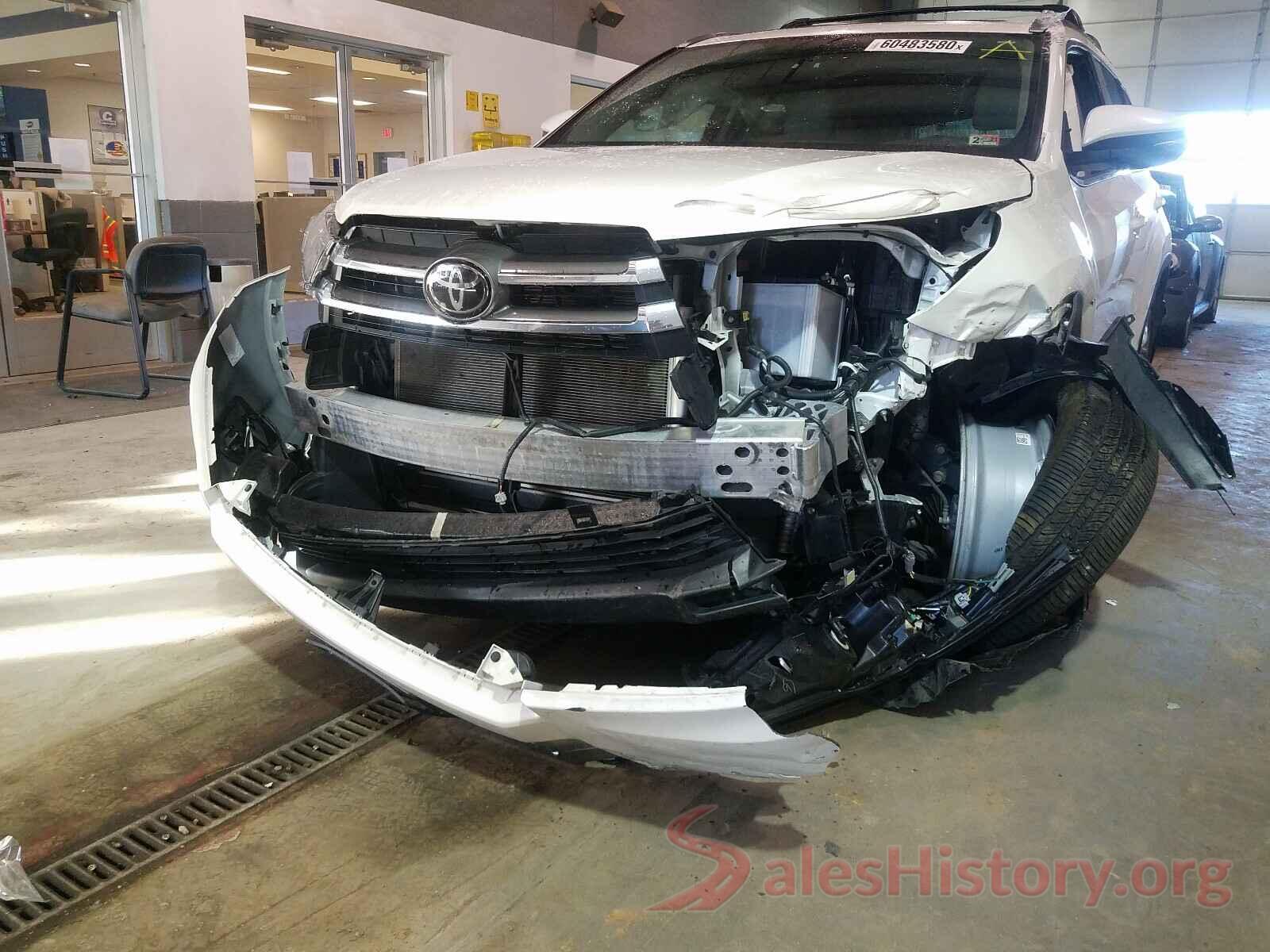 5TDDZRFH3JS822959 2018 TOYOTA HIGHLANDER