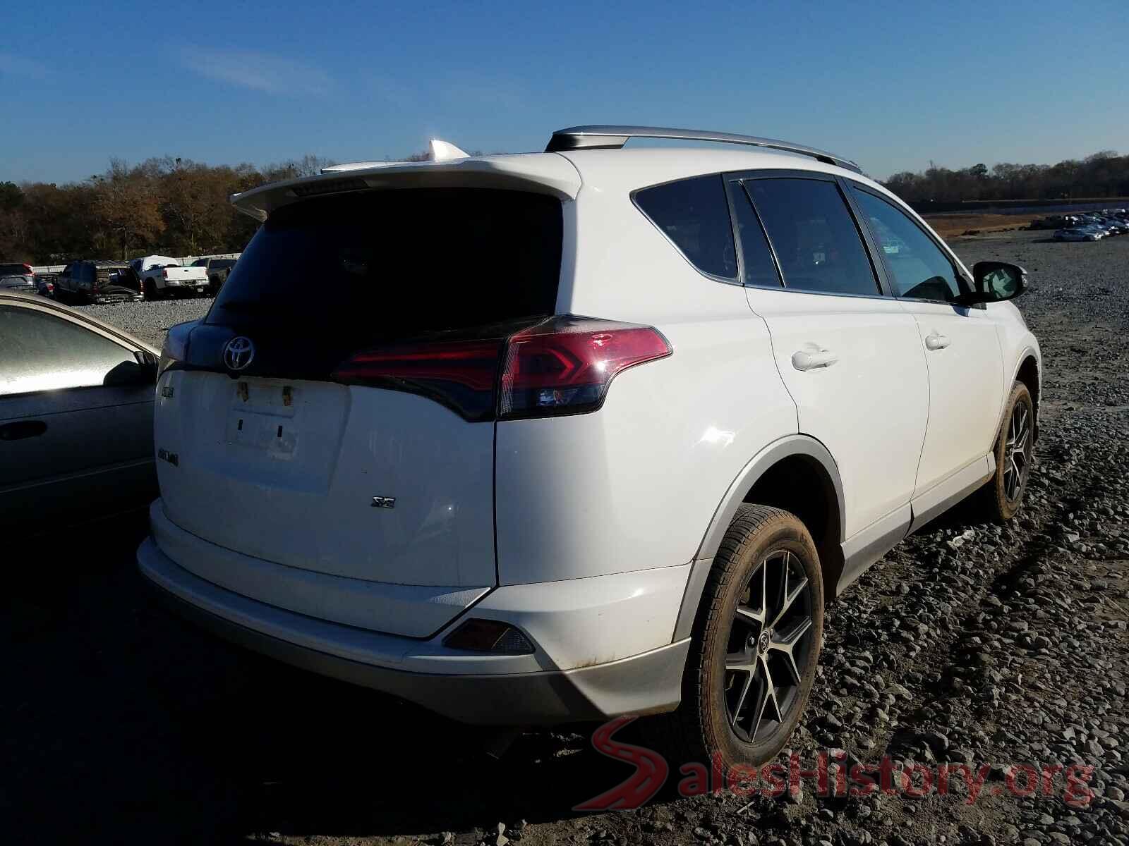 2T3NFREV6JW446924 2018 TOYOTA RAV4