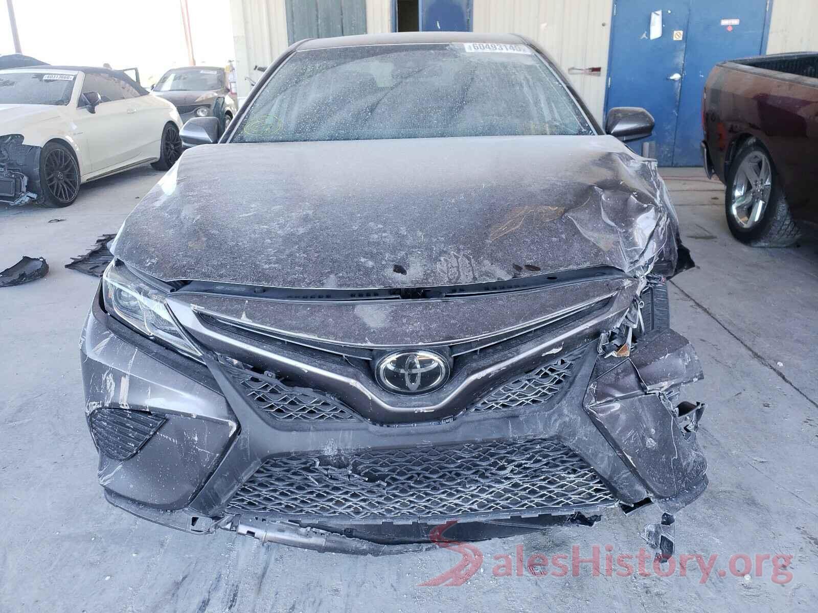 4T1B11HK3JU678006 2018 TOYOTA CAMRY