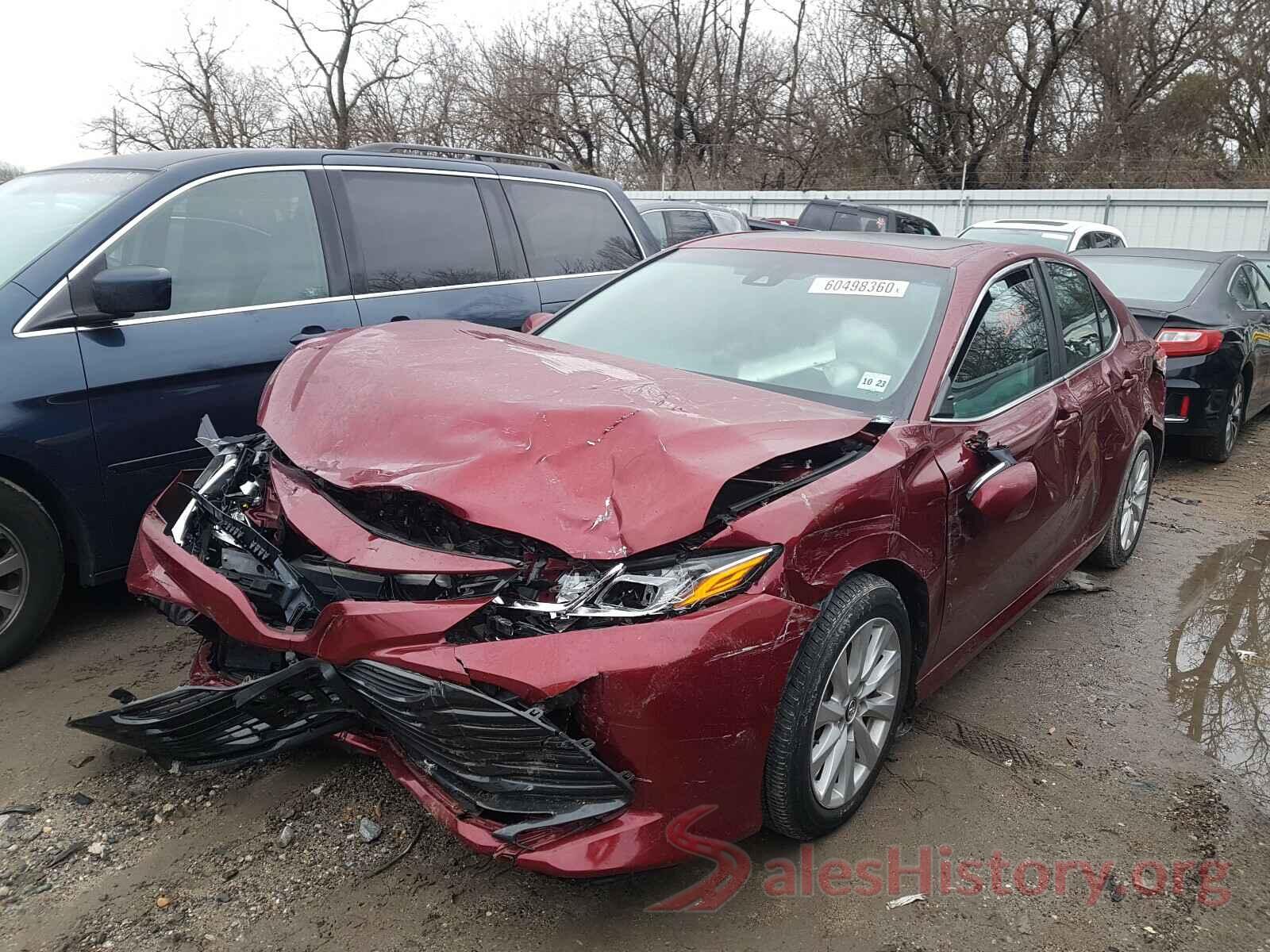 4T1B11HK5JU585942 2018 TOYOTA CAMRY