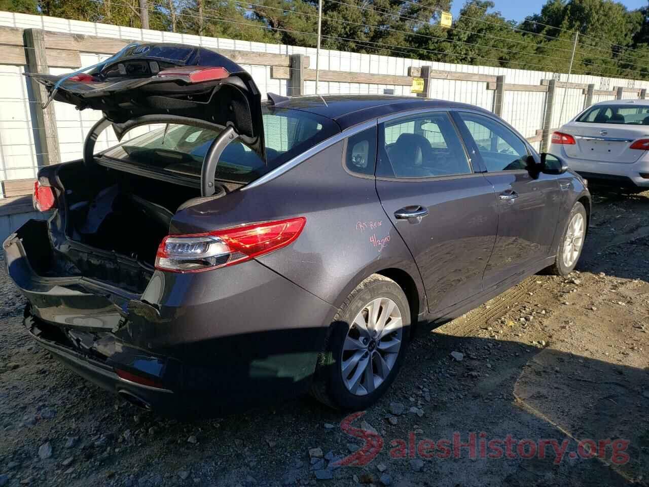 5XXGU4L34JG271563 2018 KIA OPTIMA