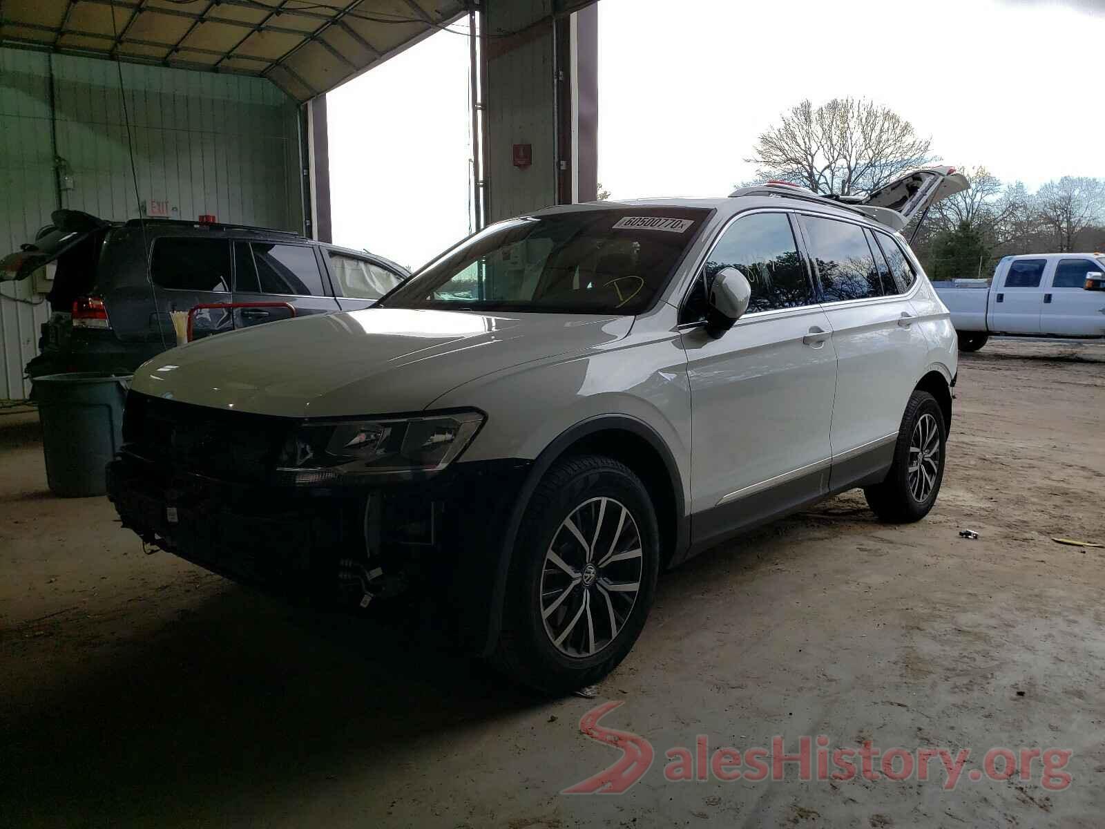 3VV2B7AXXLM047823 2020 VOLKSWAGEN TIGUAN