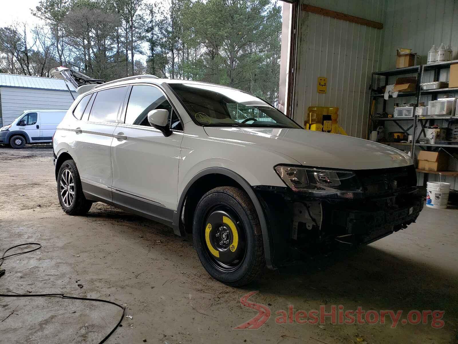 3VV2B7AXXLM047823 2020 VOLKSWAGEN TIGUAN