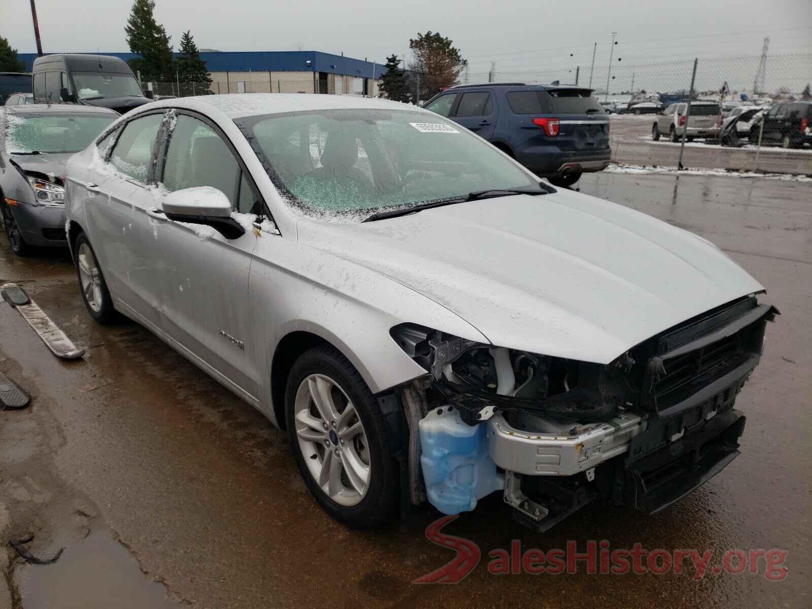 3FA6P0LU8JR152555 2018 FORD FUSION