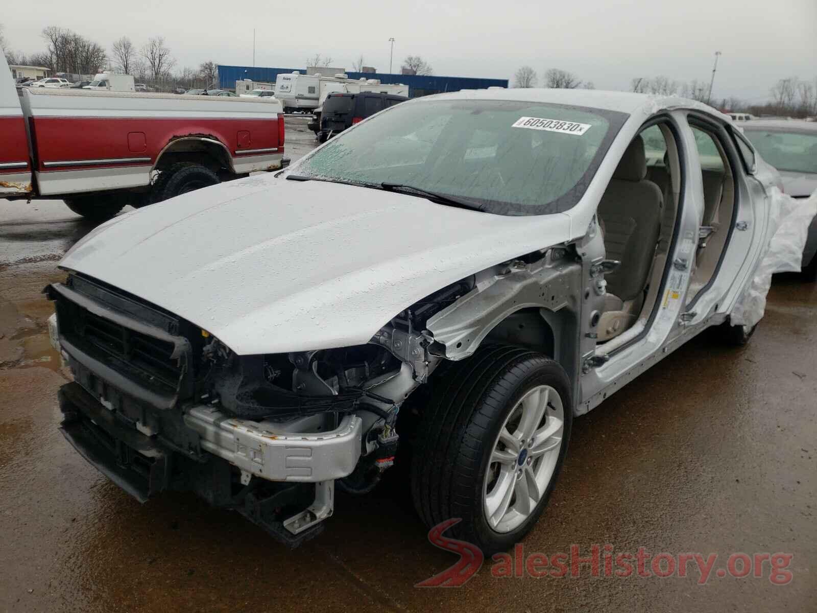 3FA6P0LU8JR152555 2018 FORD FUSION