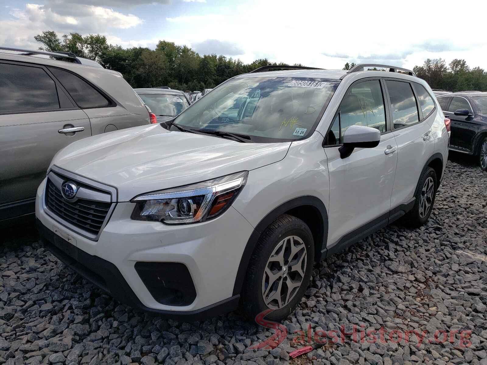 JF2SKAJC1LH426885 2020 SUBARU FORESTER