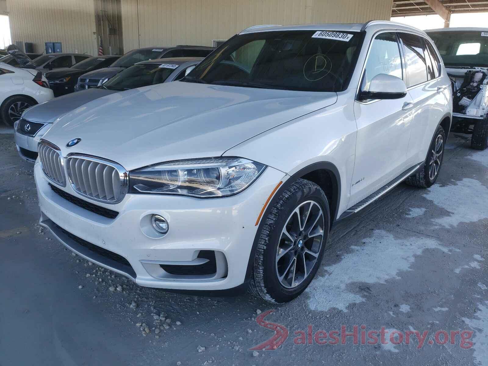 5UXKR2C55J0Z17596 2018 BMW X5