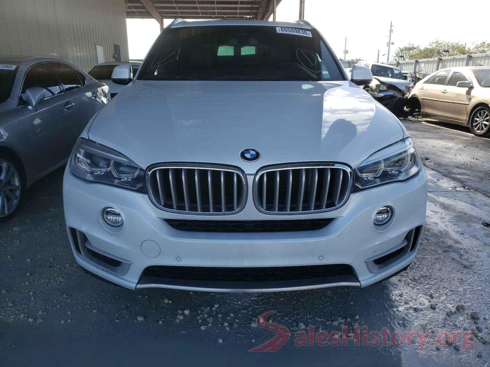 5UXKR2C55J0Z17596 2018 BMW X5