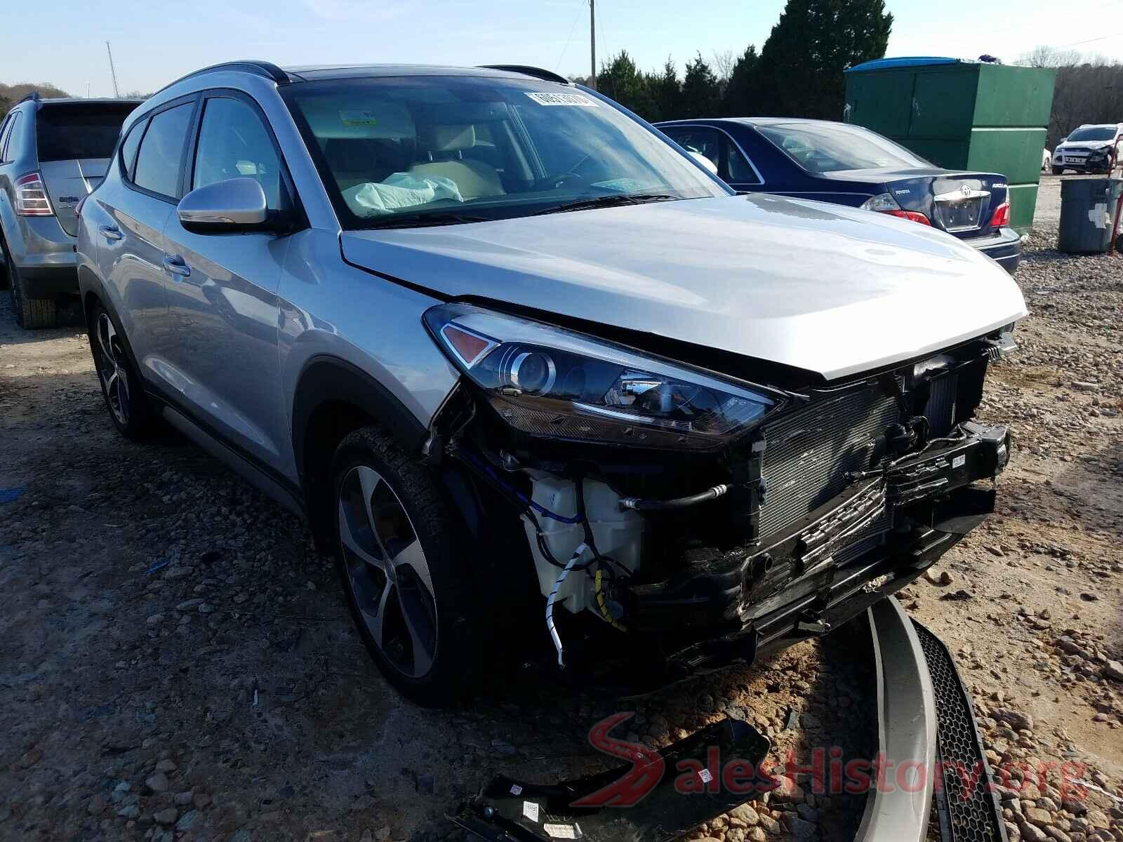 KM8J33A28JU683276 2018 HYUNDAI TUCSON