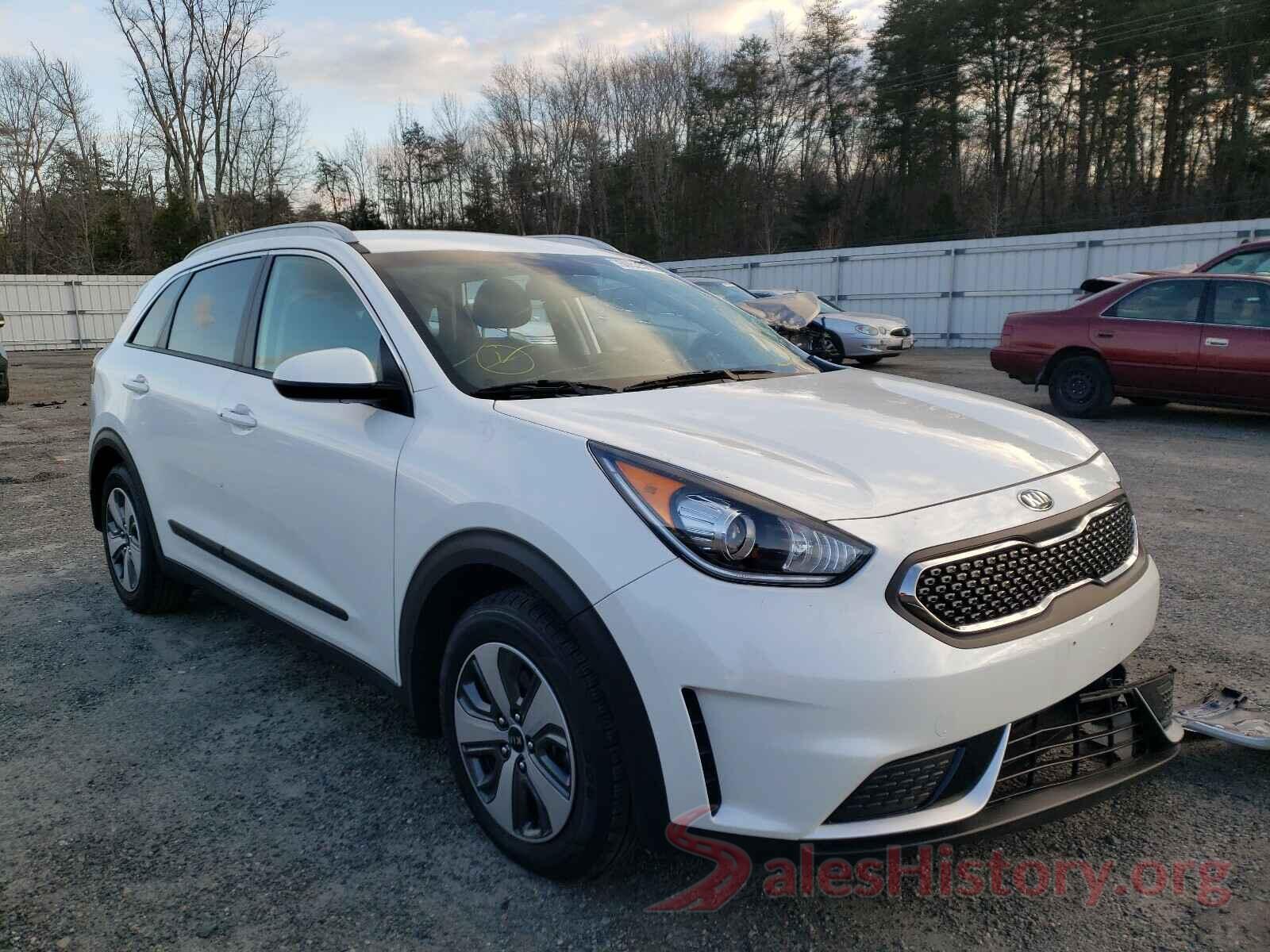 KNDCB3LC0K5331438 2019 KIA NIRO