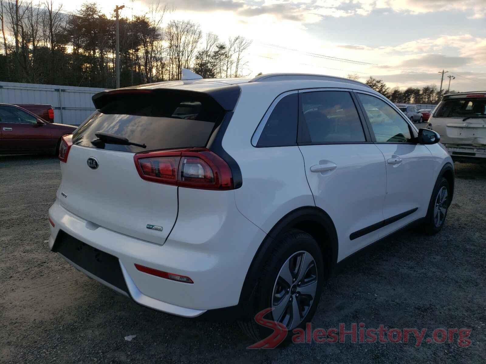 KNDCB3LC0K5331438 2019 KIA NIRO