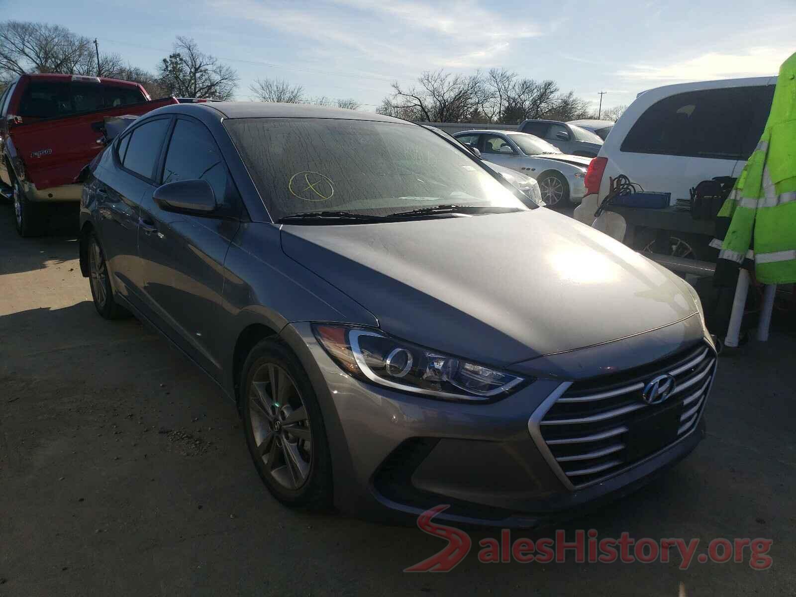 5NPD84LF5JH313132 2018 HYUNDAI ELANTRA