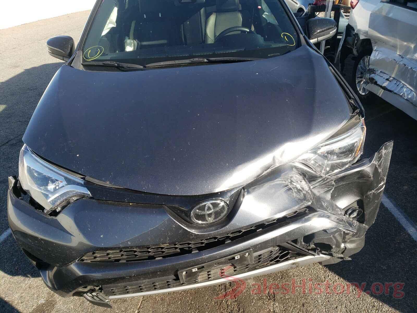 JTMNFREV1JD119926 2018 TOYOTA RAV4