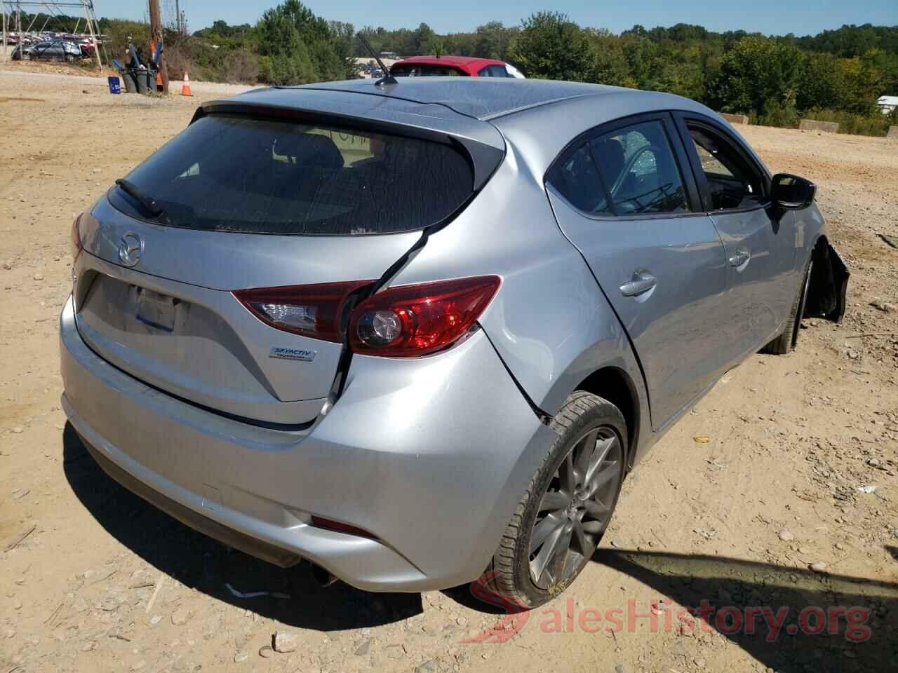 3MZBN1L38JM192608 2018 MAZDA 3