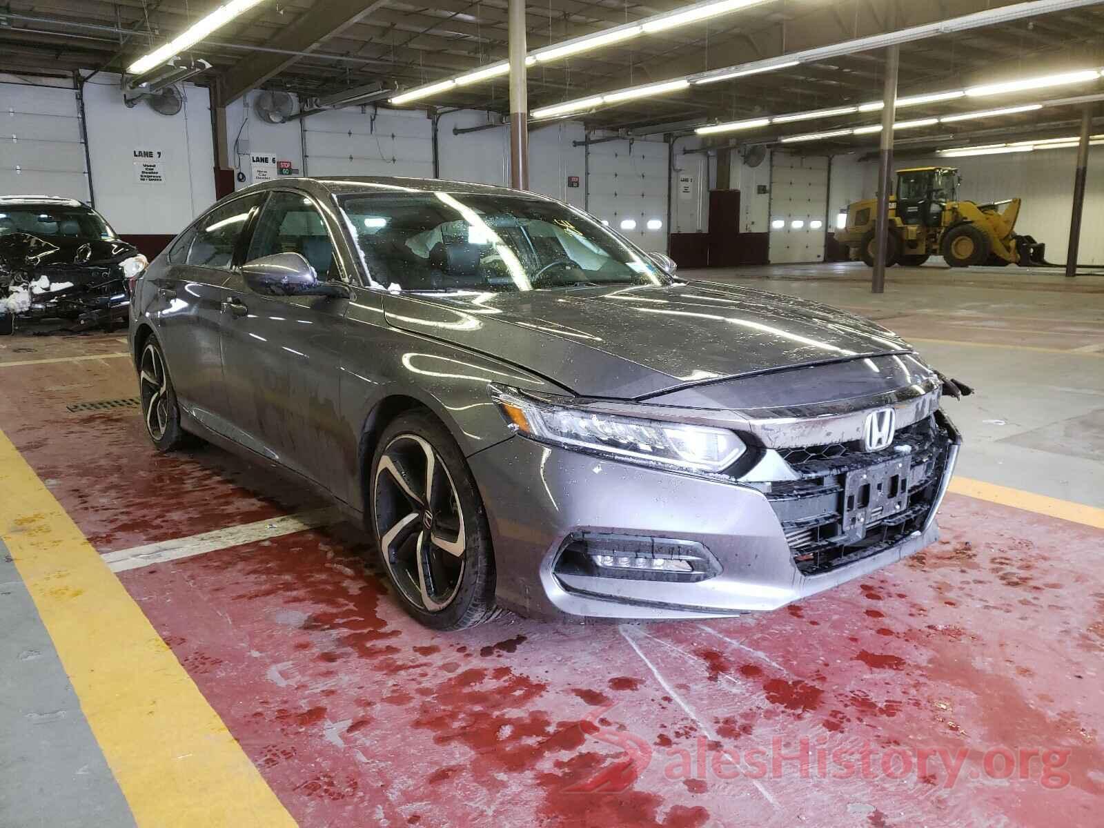 1HGCV1F31JA155689 2018 HONDA ACCORD