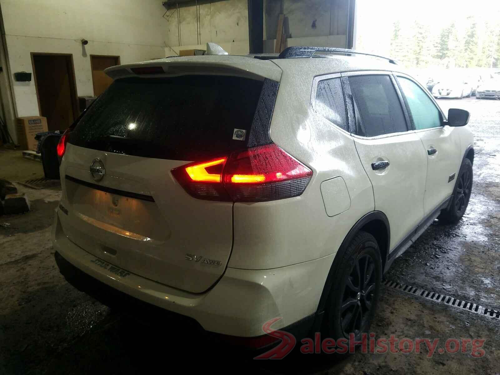 5N1AT2MV3HC768820 2017 NISSAN ROGUE