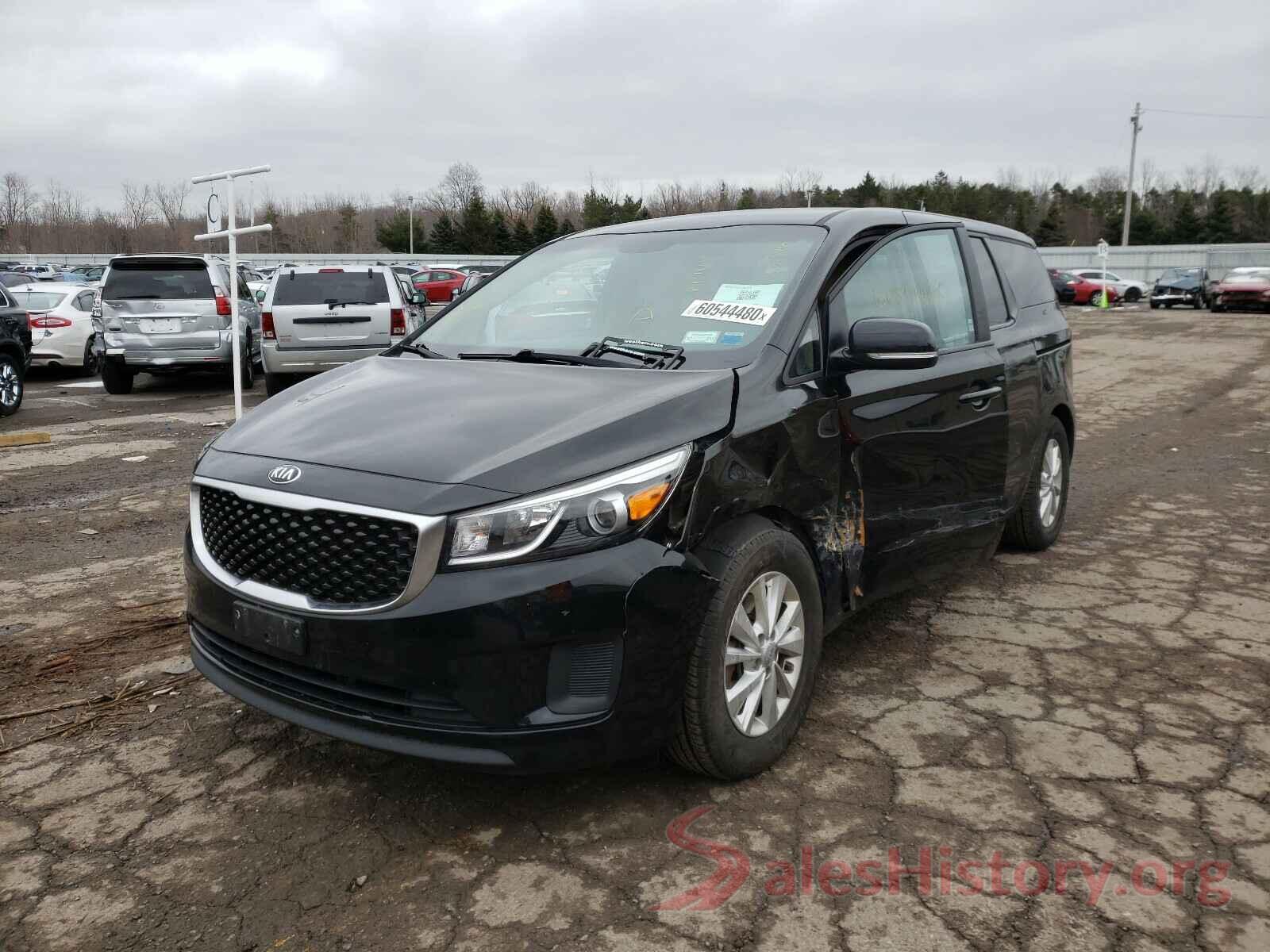 KNDMB5C17H6230396 2017 KIA SEDONA