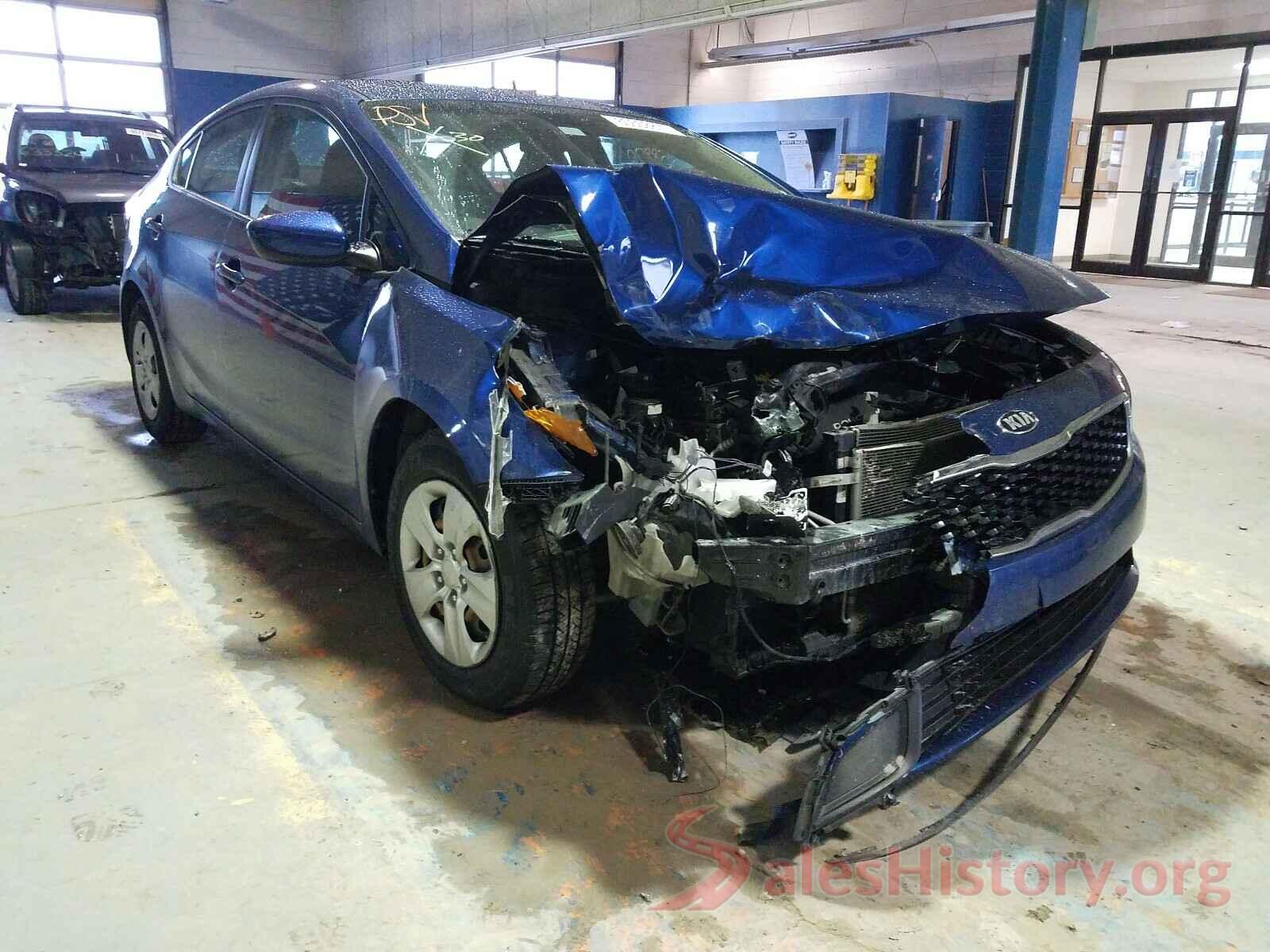 3KPFK4A75JE180737 2018 KIA FORTE