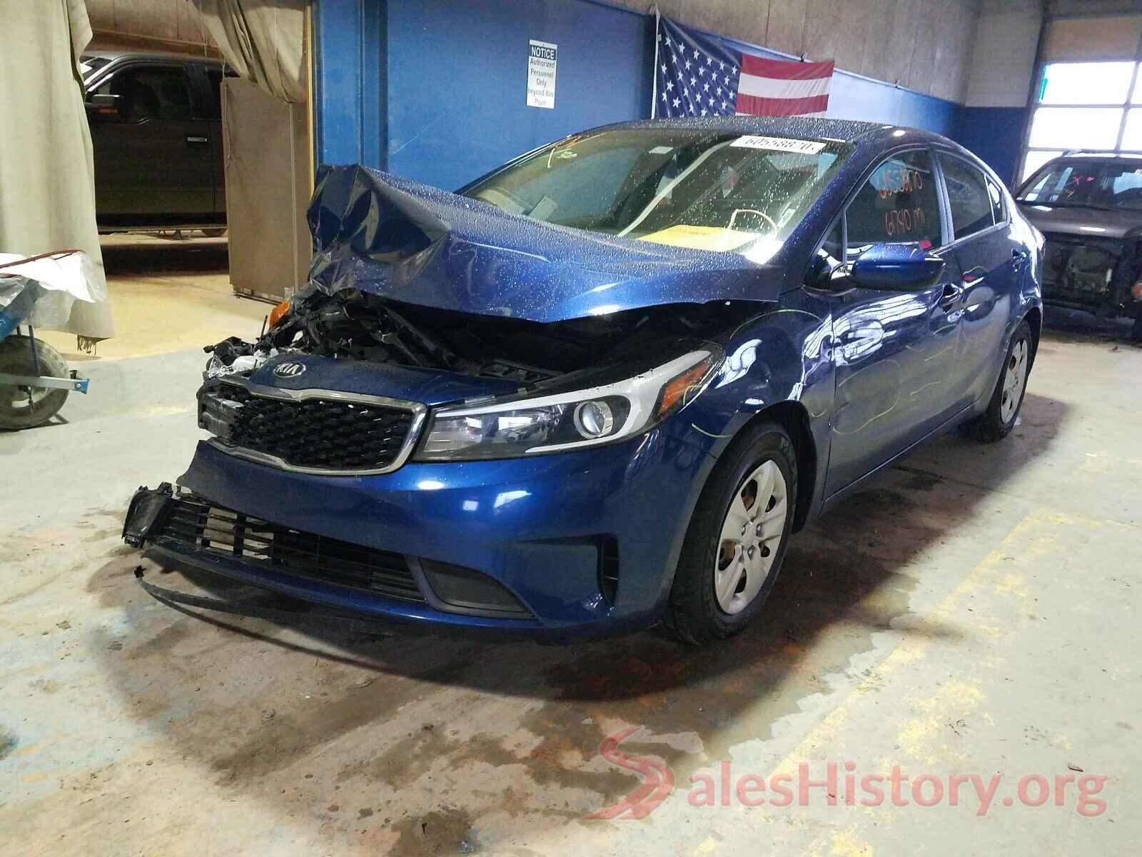 3KPFK4A75JE180737 2018 KIA FORTE