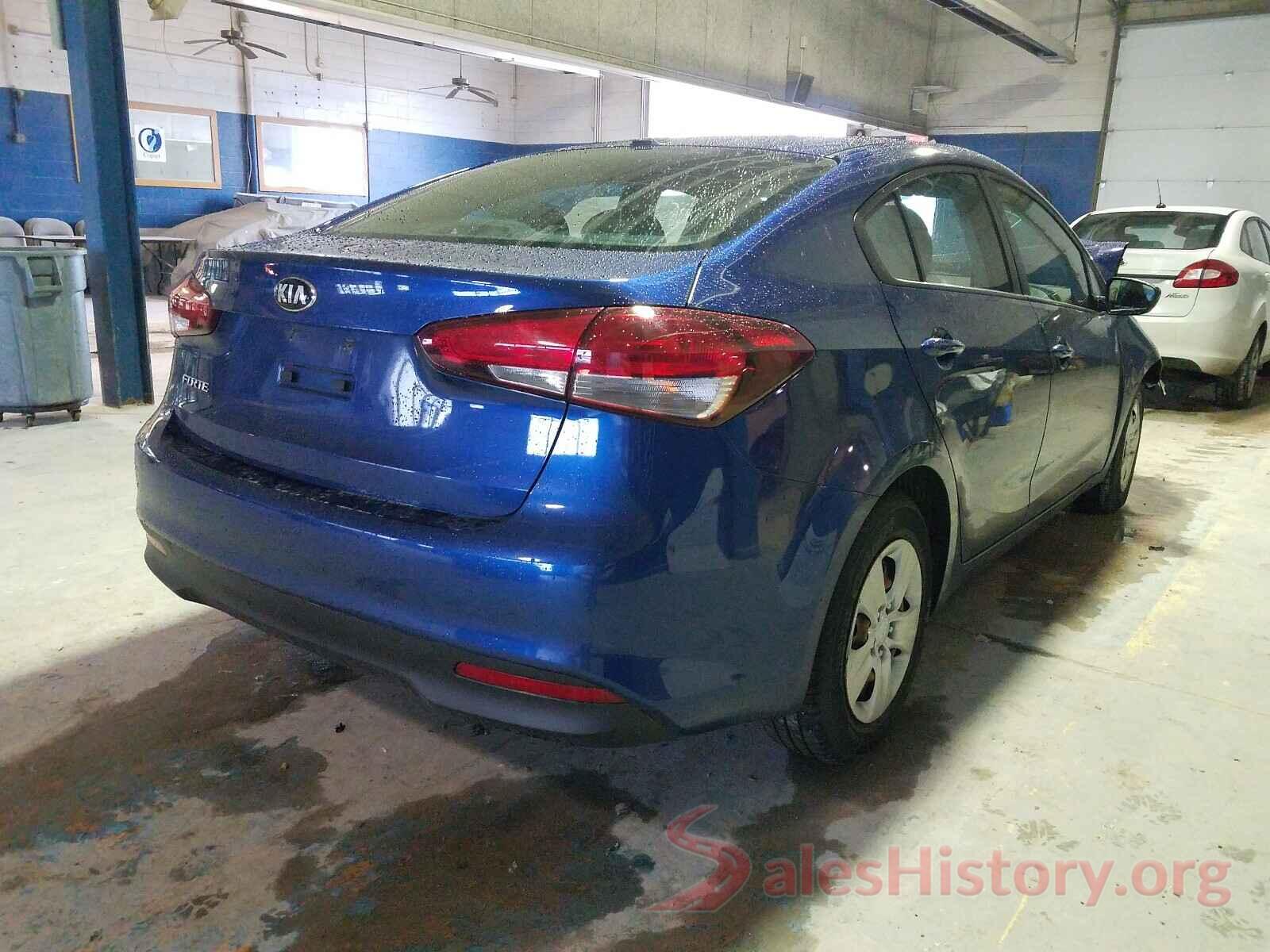 3KPFK4A75JE180737 2018 KIA FORTE