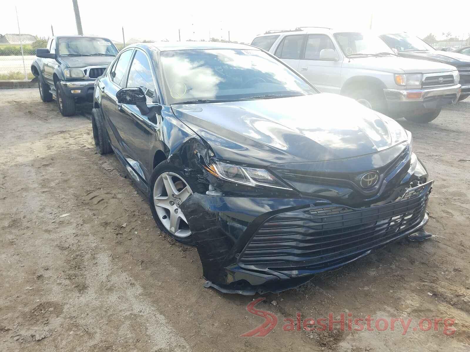 JTNB11HK7J3044722 2018 TOYOTA CAMRY