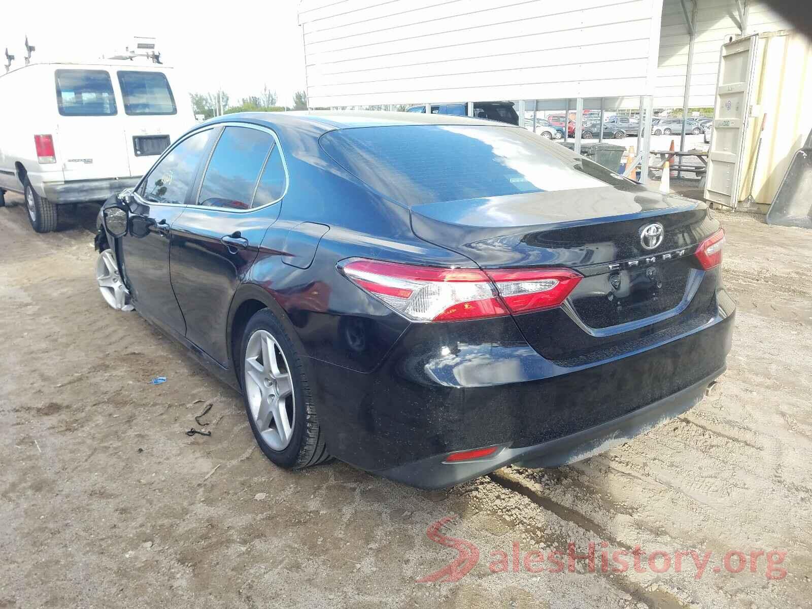 JTNB11HK7J3044722 2018 TOYOTA CAMRY