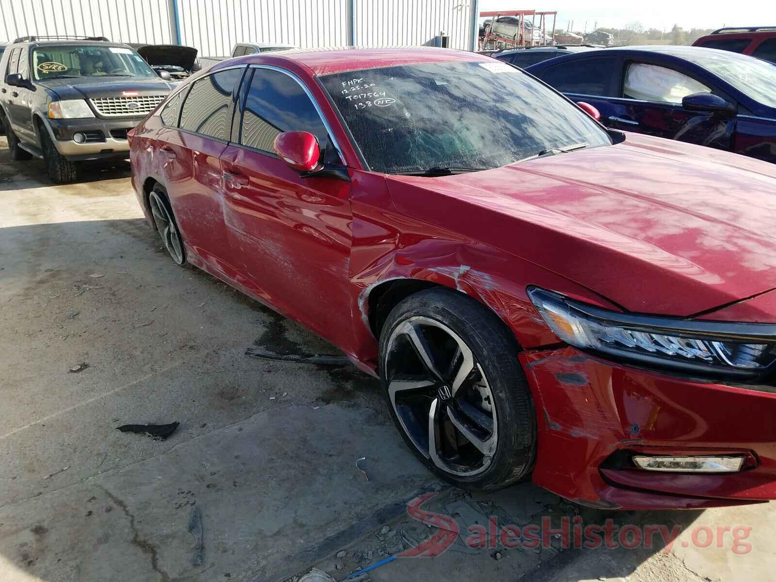 1HGCV1F37JA082957 2018 HONDA ACCORD