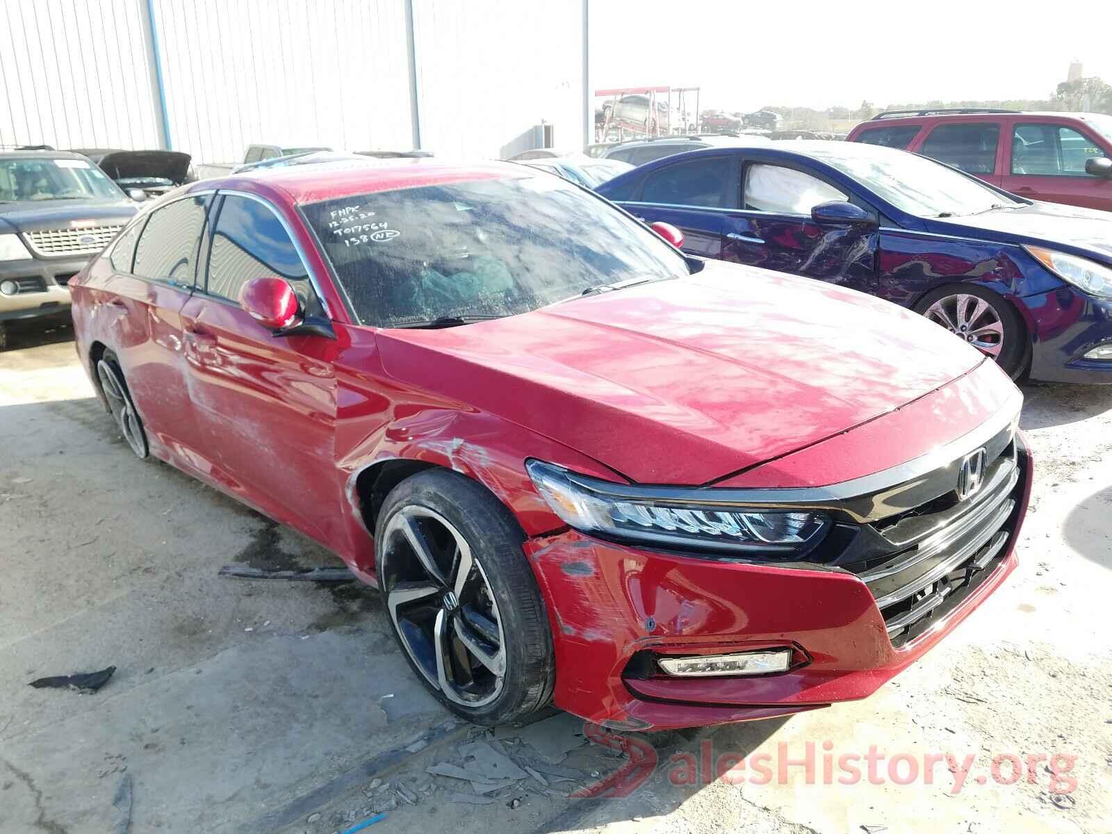 1HGCV1F37JA082957 2018 HONDA ACCORD