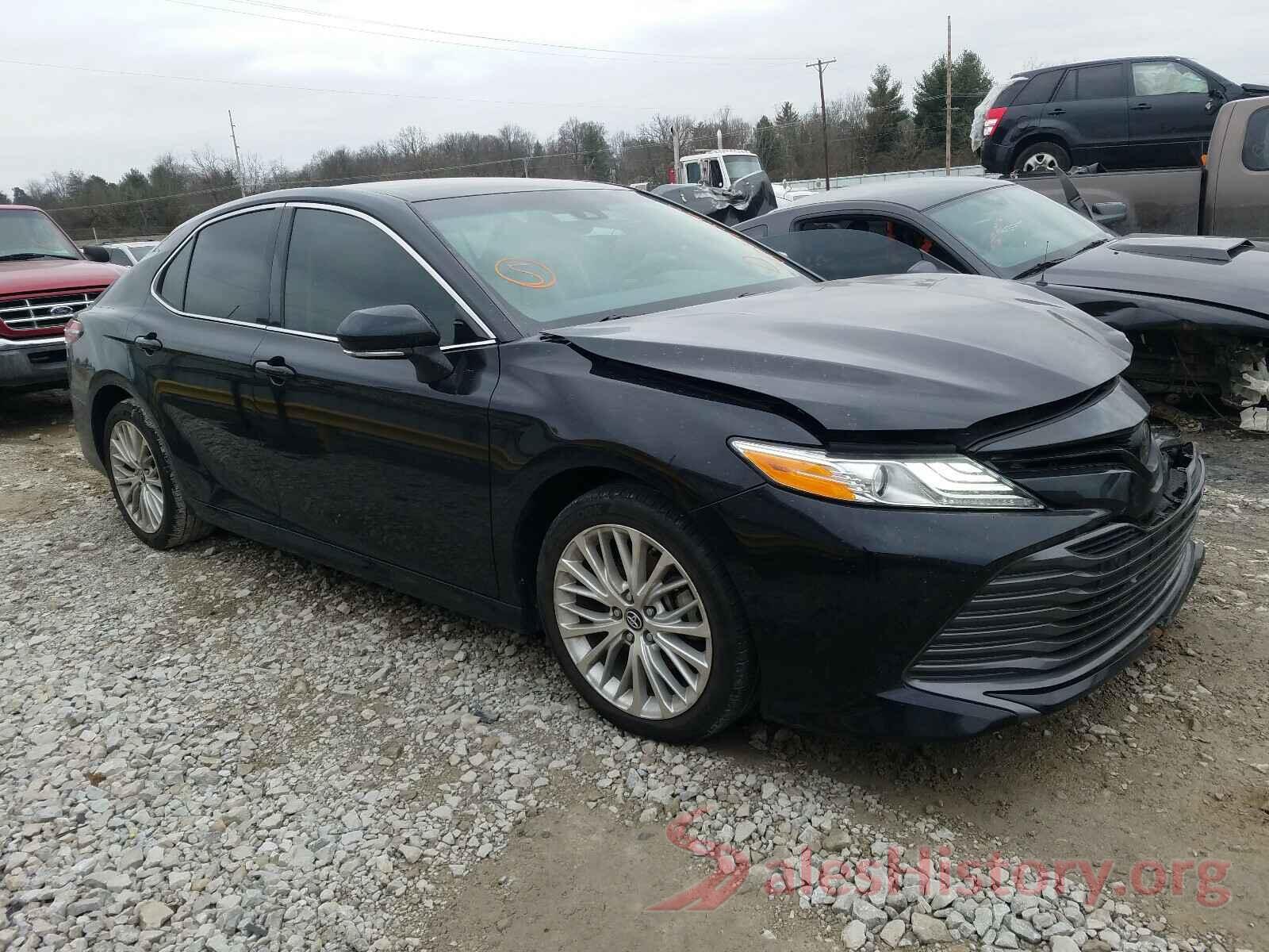 4T1B11HK6JU110753 2018 TOYOTA CAMRY